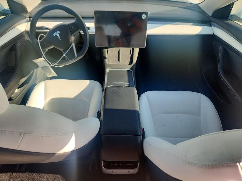 2023 TESLA MODEL 3 8