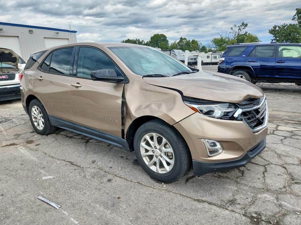 2018 CHEVROLET EQUINOX LS 4
