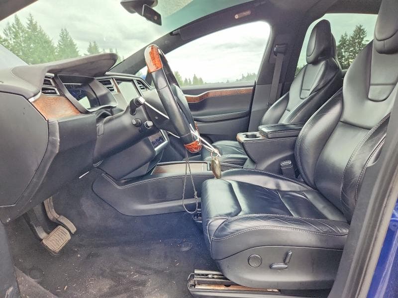 2017 TESLA MODEL X 7