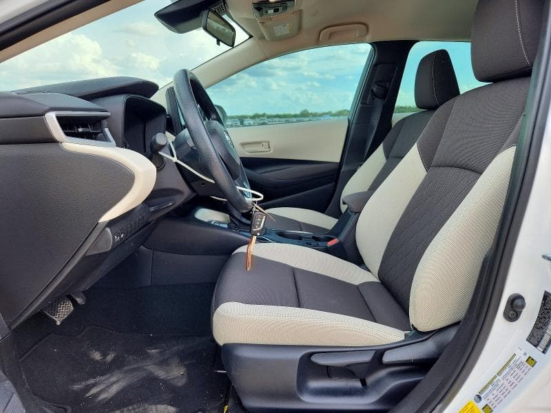 2025 TOYOTA COROLLA LE 7