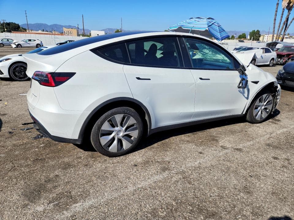 2023 TESLA MODEL Y 3
