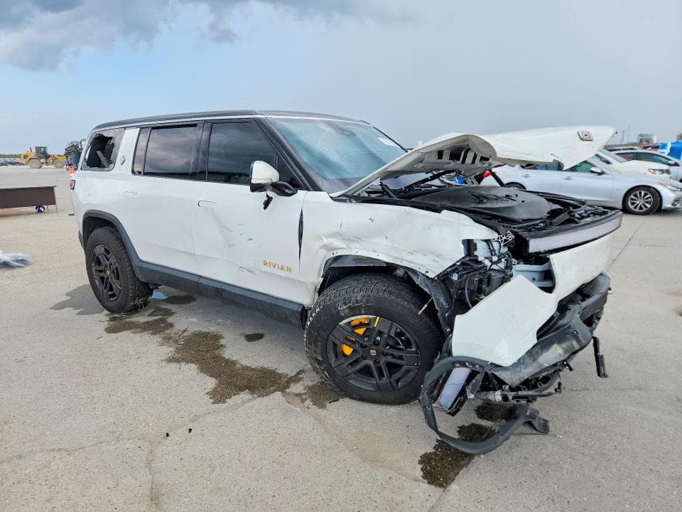 2023 RIVIAN R1S LAUNCH EDITION 4