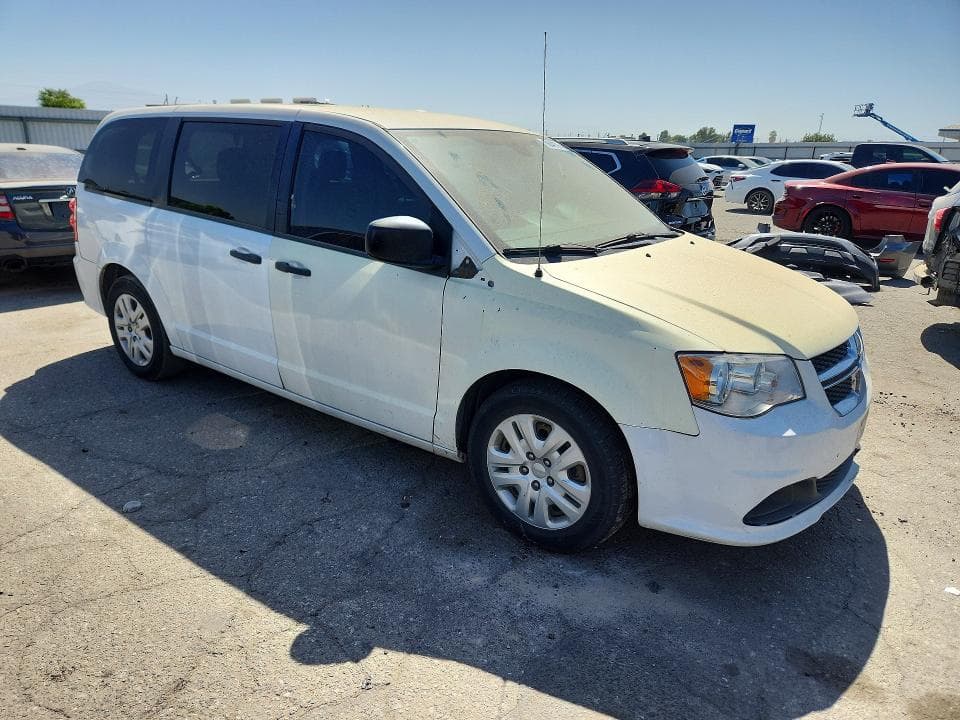 2019 DODGE GRAND CARAVAN SE 4
