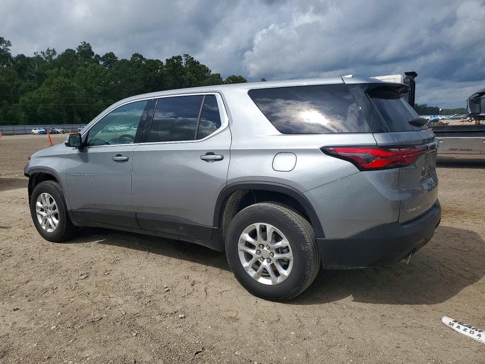 2023 CHEVROLET TRAVERSE LS 2