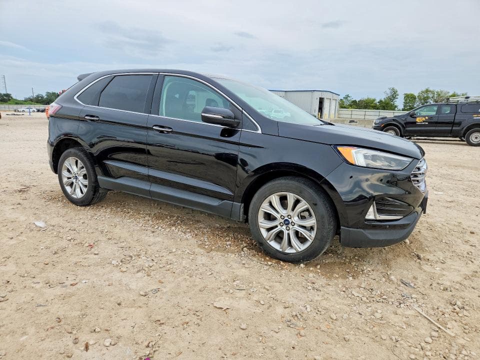 2022 FORD EDGE TITANIUM 4