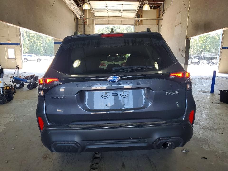 2025 SUBARU FORESTER LIMITED 6