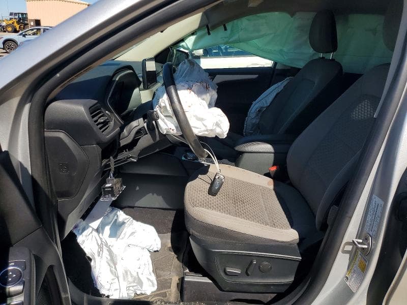 2020 FORD ESCAPE SE 7