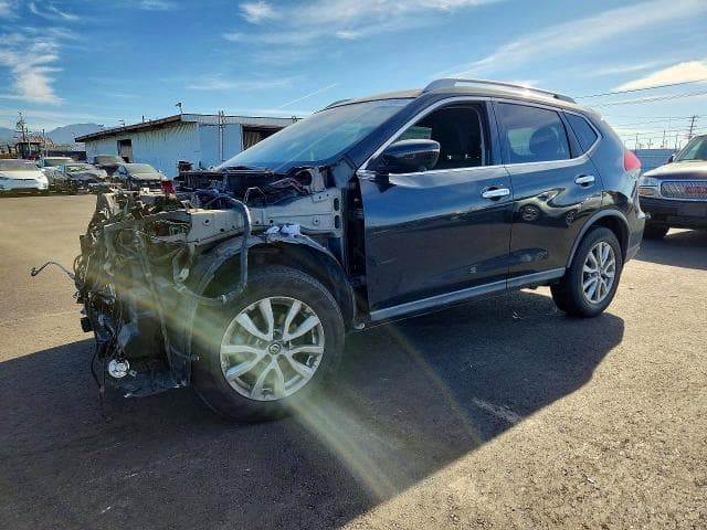 2017 NISSAN ROGUE SV - 1
