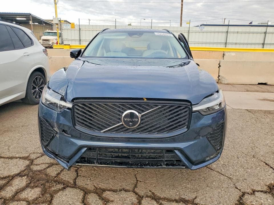 2026 VOLVO XC60 ULTRA 5