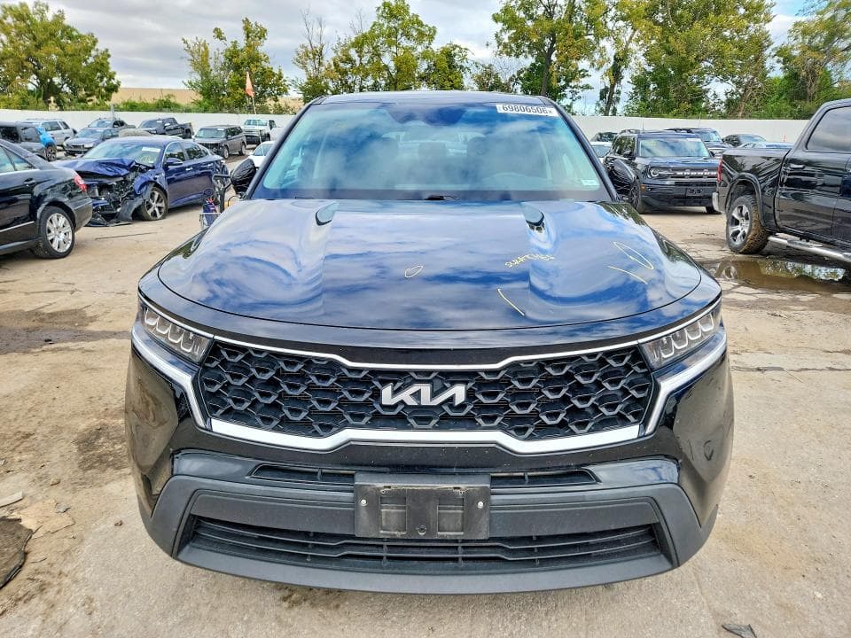2023 KIA SORENTO LX 5