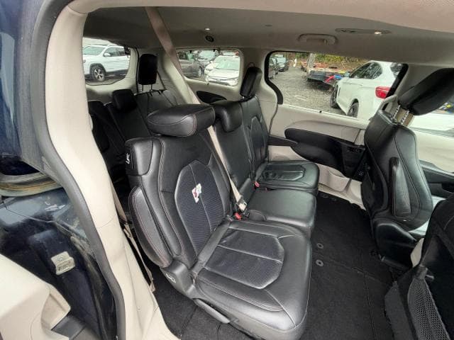 2019 CHRYSLER PACIFICA TOURING L 6