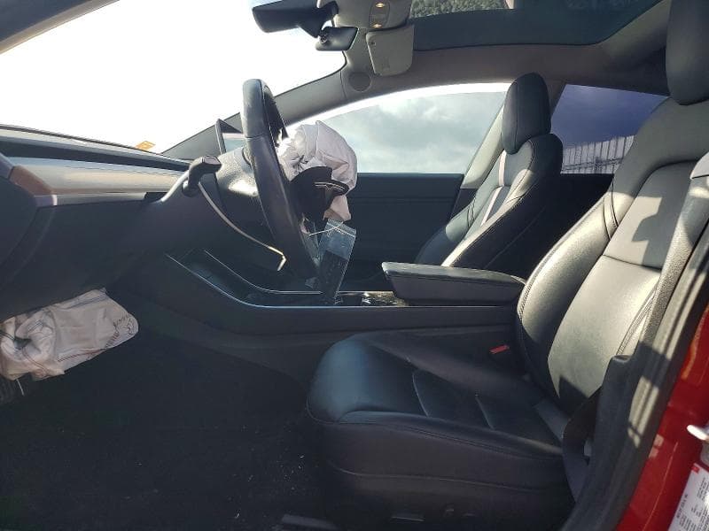 2018 TESLA MODEL 3 7