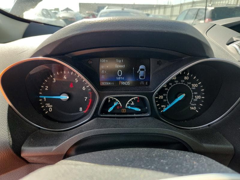 2017 FORD ESCAPE SE 9