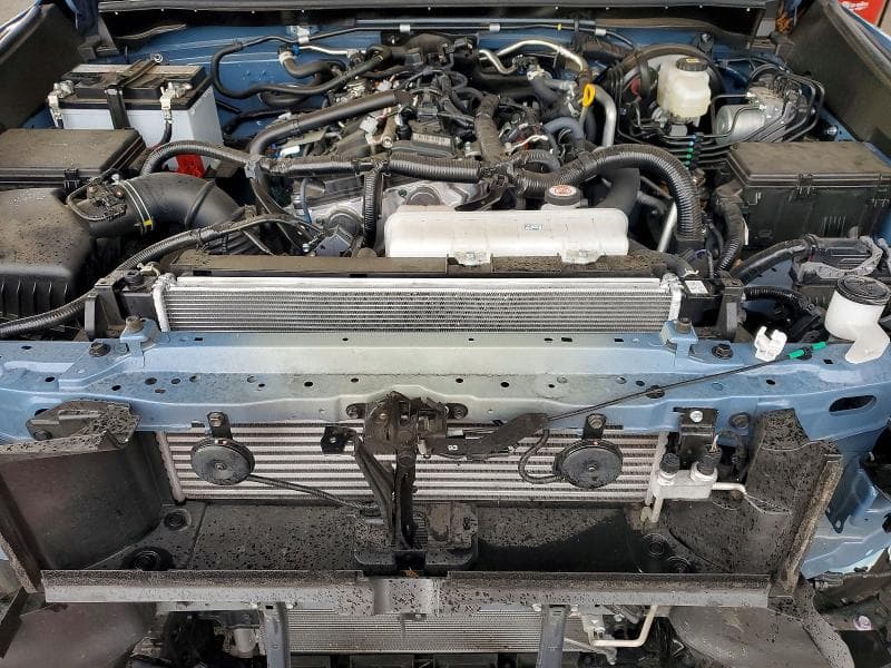 2025 TOYOTA 4RUNNER SR5 12