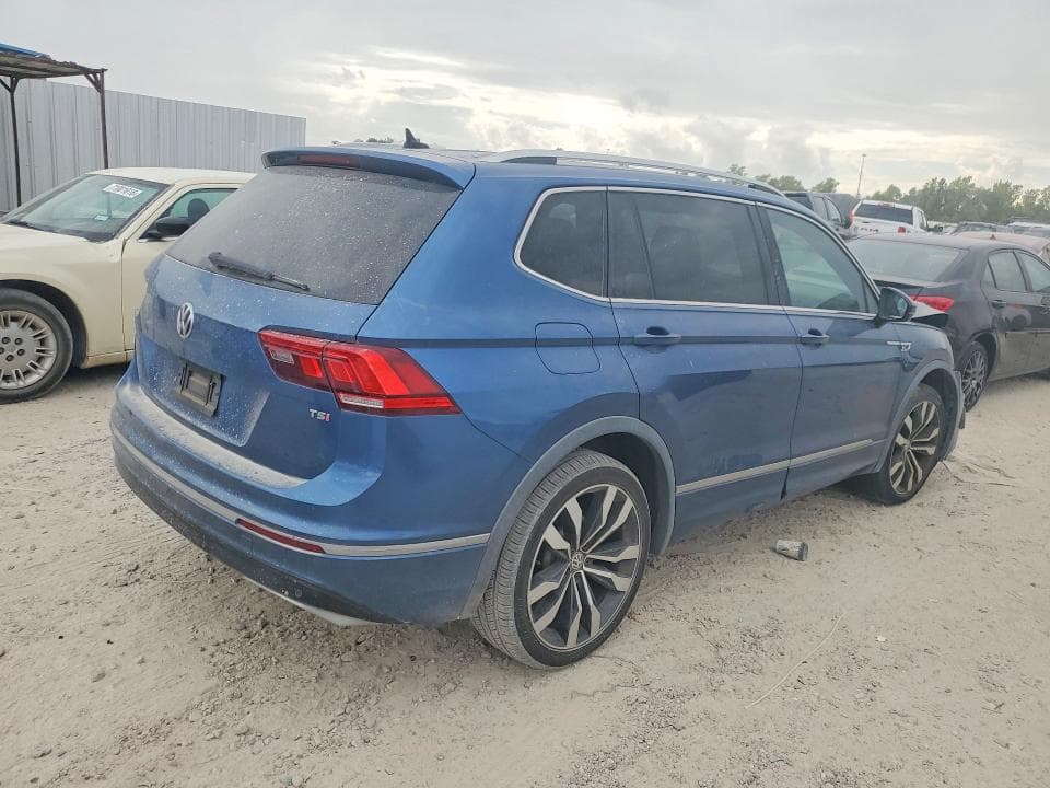 2018 VOLKSWAGEN TIGUAN SEL PREMIUM 3