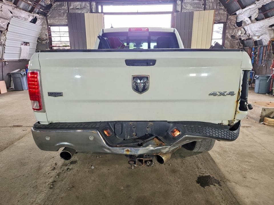 2017 RAM 1500 LARAMIE 6