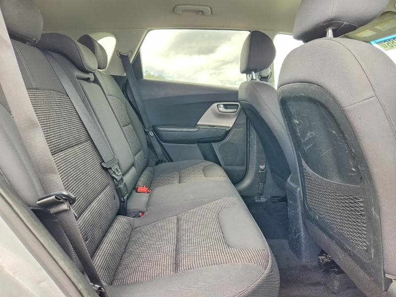 2017 KIA NIRO LX 11
