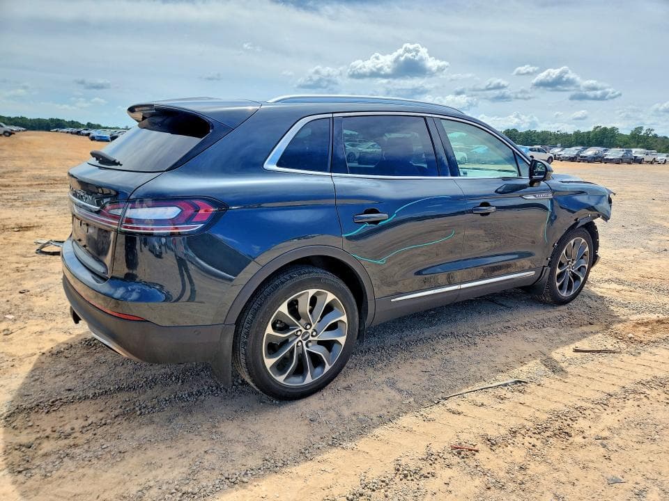 2023 LINCOLN NAUTILUS RESERVE 3