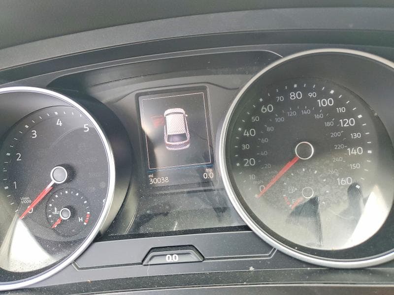 2019 VOLKSWAGEN TIGUAN S 9
