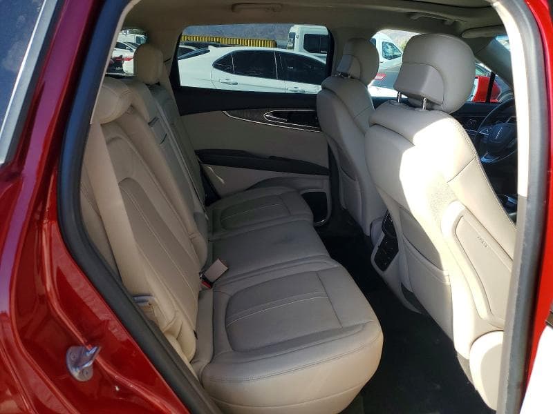 2020 LINCOLN NAUTILUS RESERVE 11