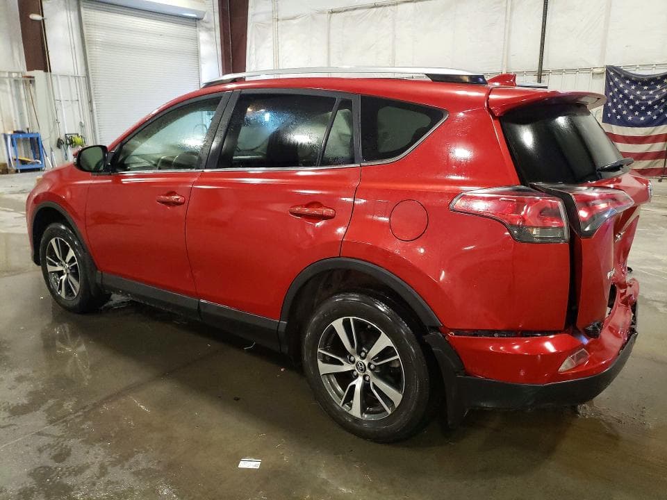 2017 TOYOTA RAV4 XLE 2