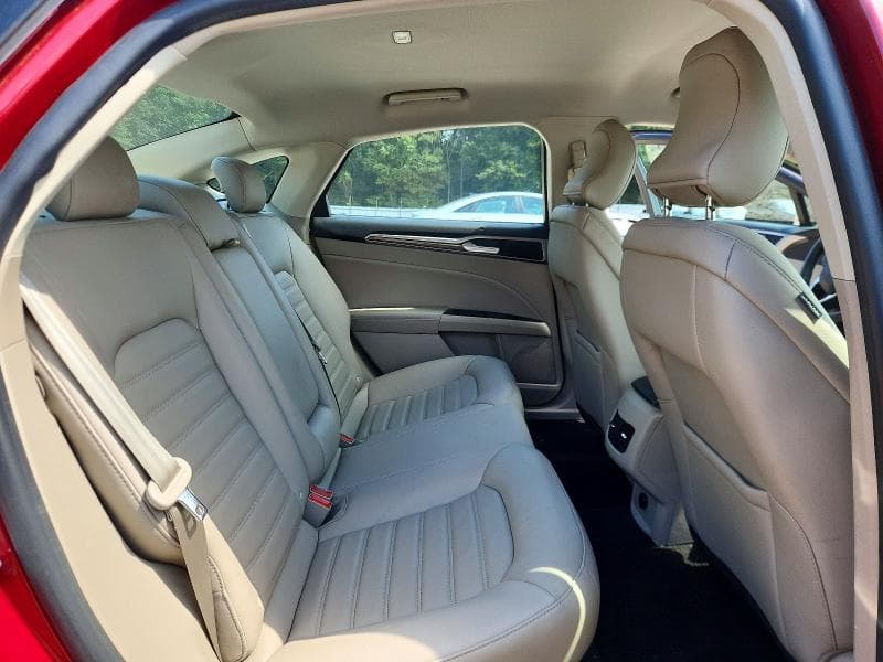 2018 FORD FUSION SE 10