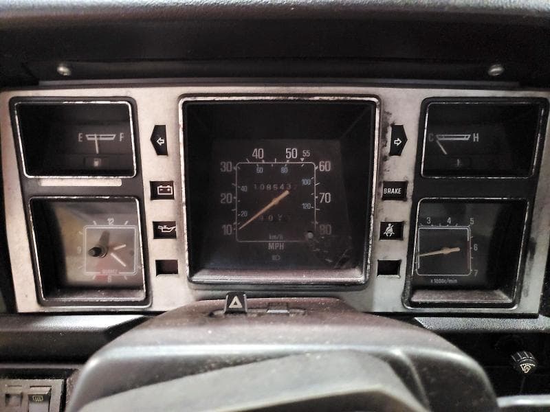 1981 DATSUN 720 KING CAB 9