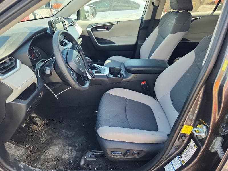 2021 TOYOTA RAV4 XLE 7