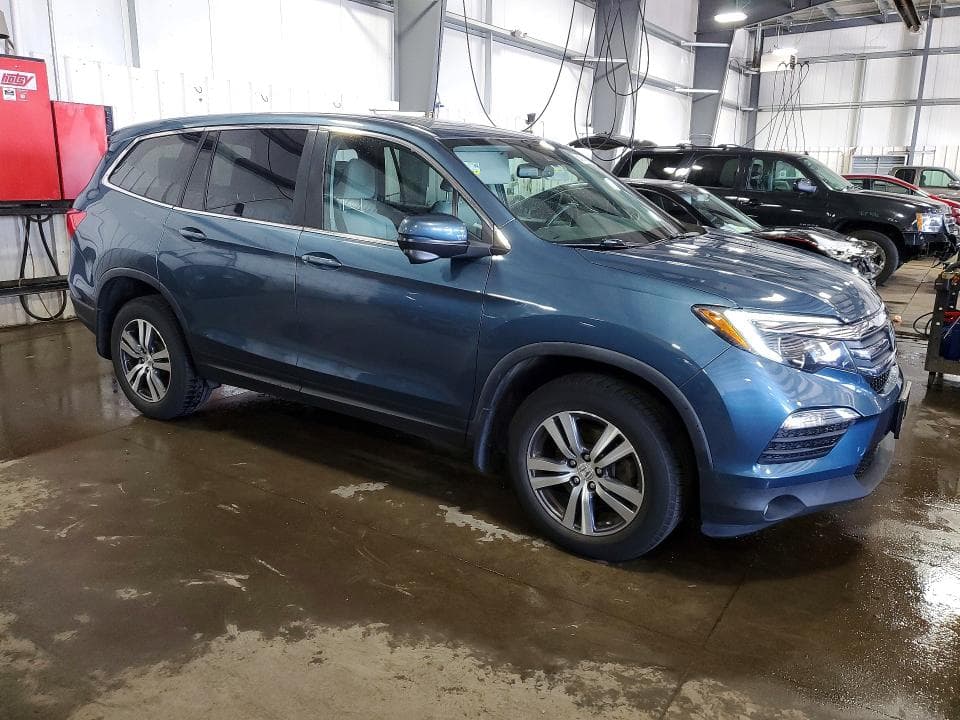 2017 HONDA PILOT EXL 4