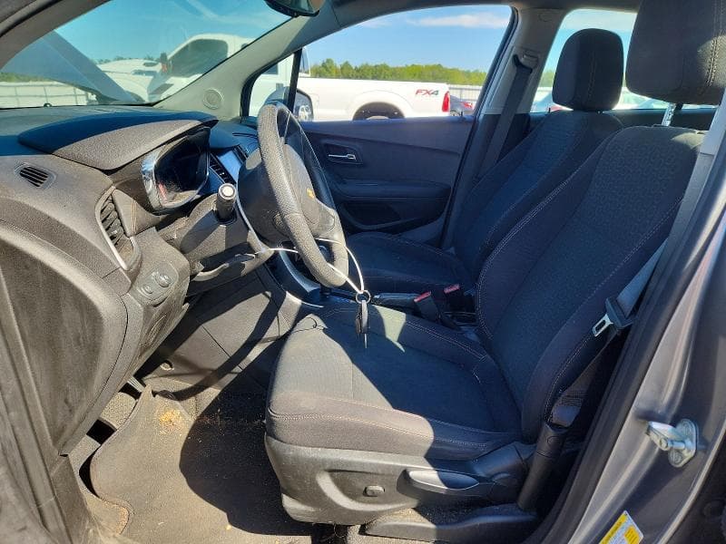 2020 CHEVROLET TRAX LS 7