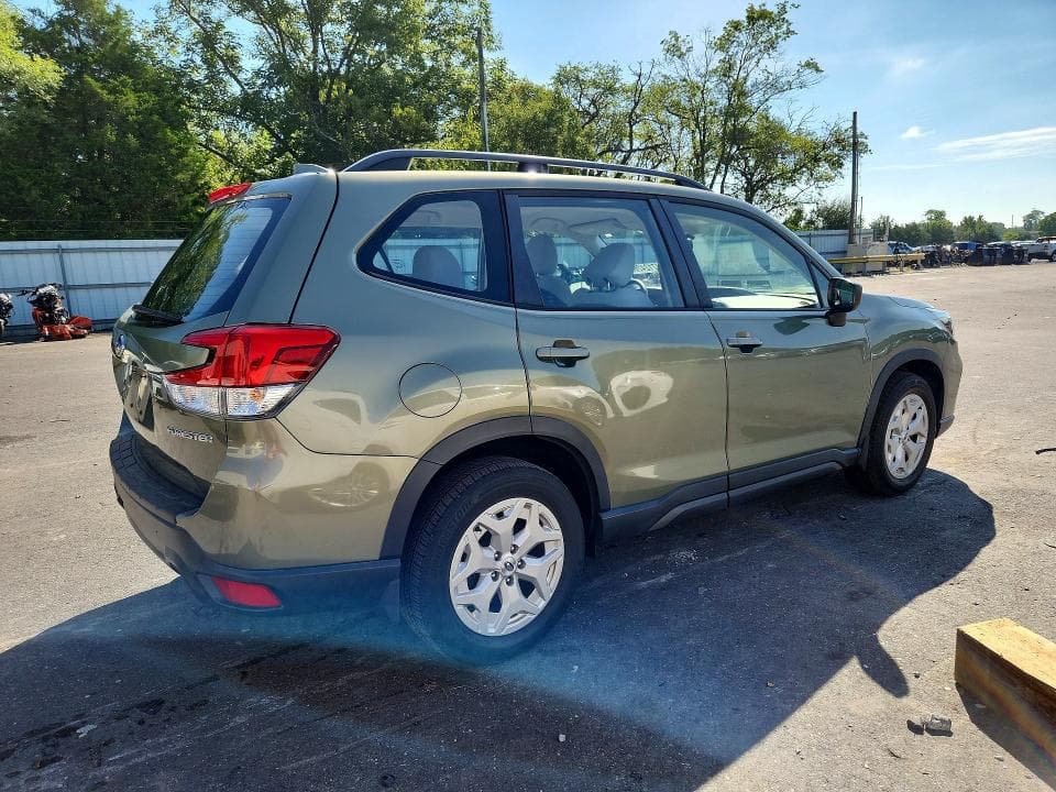 2019 SUBARU FORESTER 3