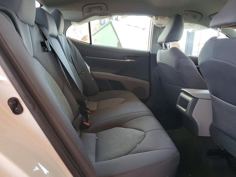 2021 TOYOTA CAMRY LE 10