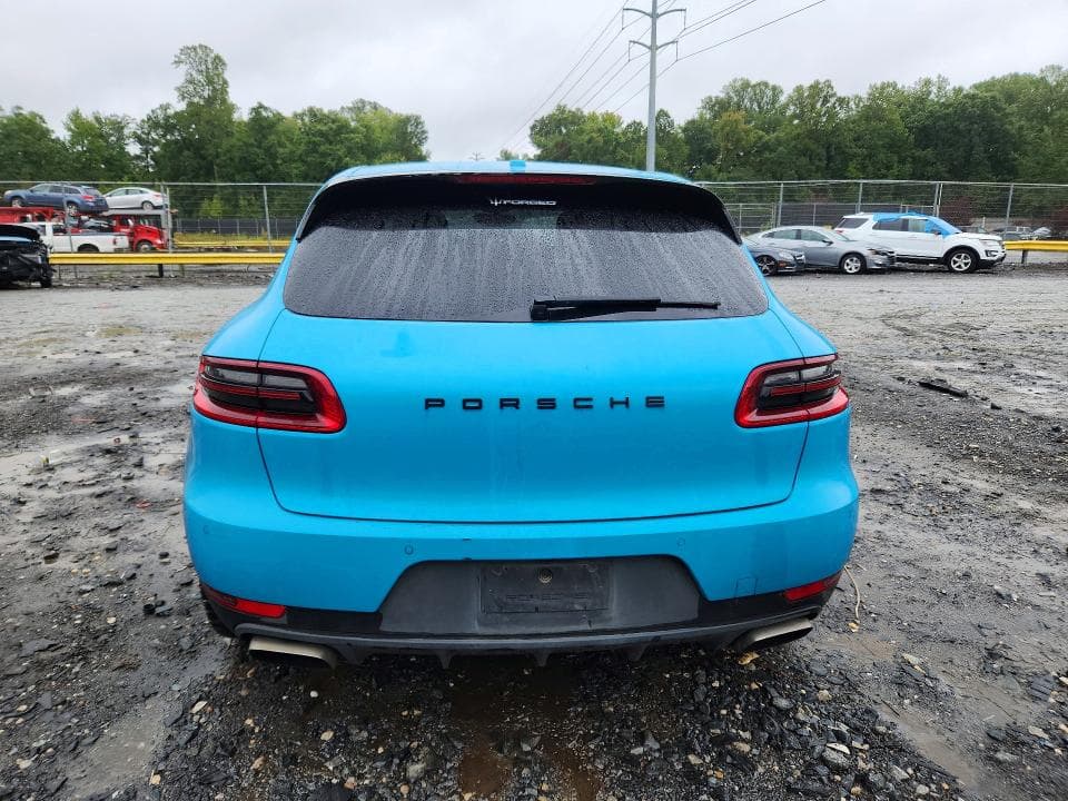 2018 PORSCHE MACAN 6