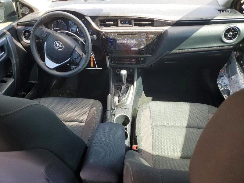 2017 TOYOTA COROLLA LE 8