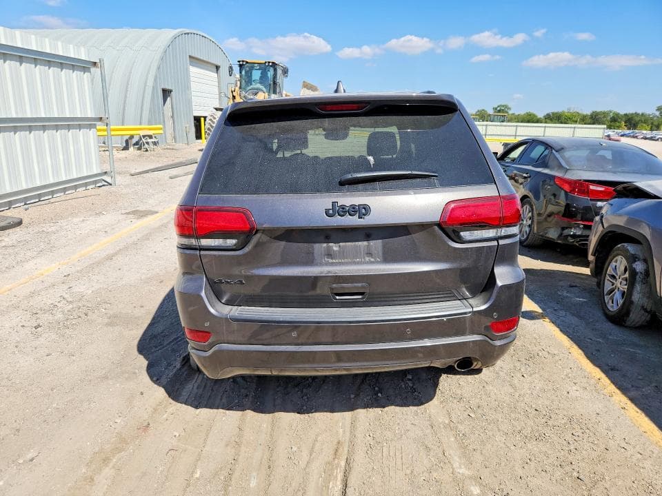 2020 JEEP GRAND CHEROKEE LAREDO 6