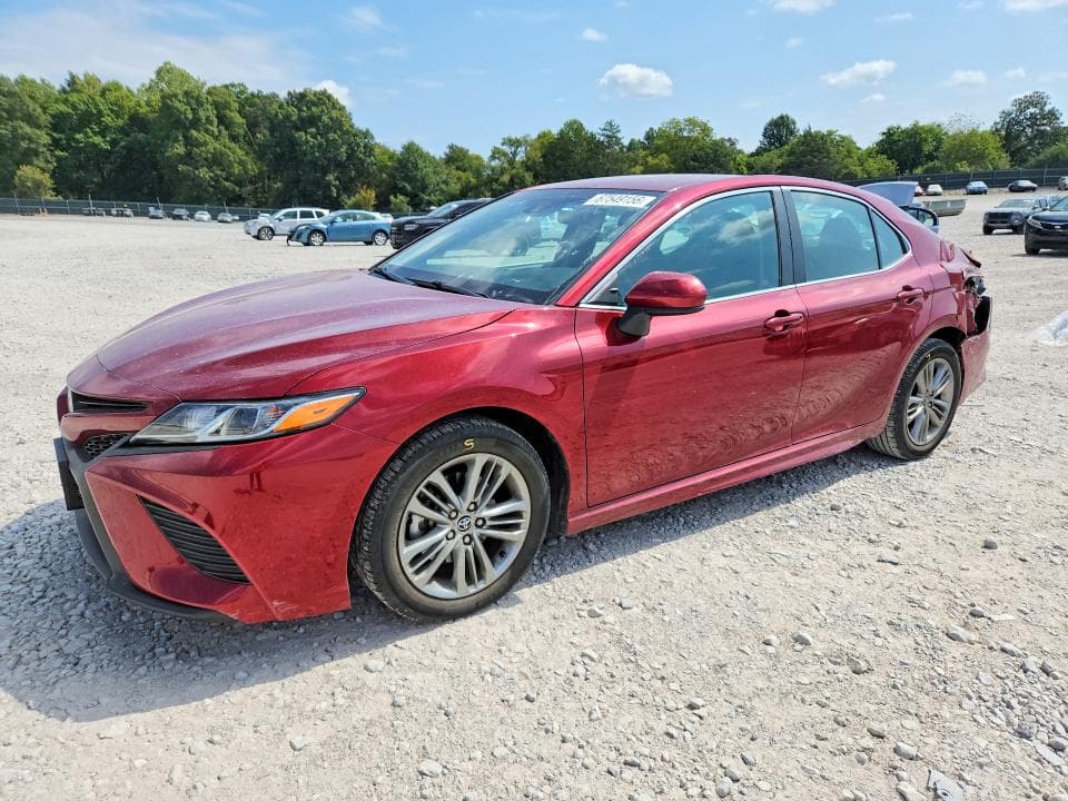 2018 TOYOTA CAMRY SE - 1