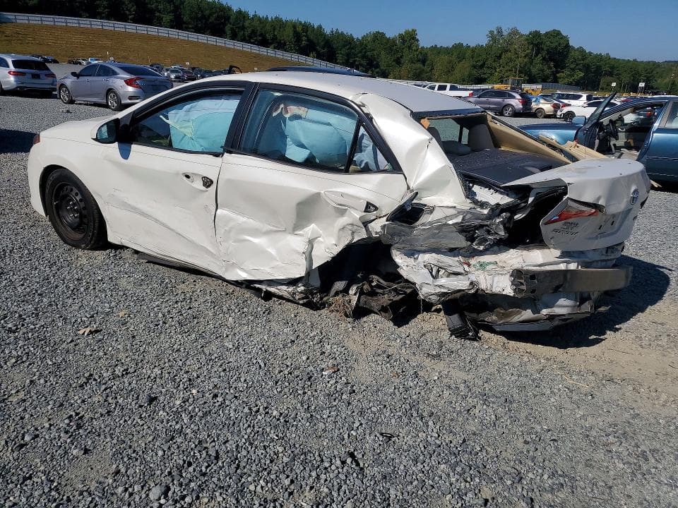 2017 TOYOTA COROLLA LE 2