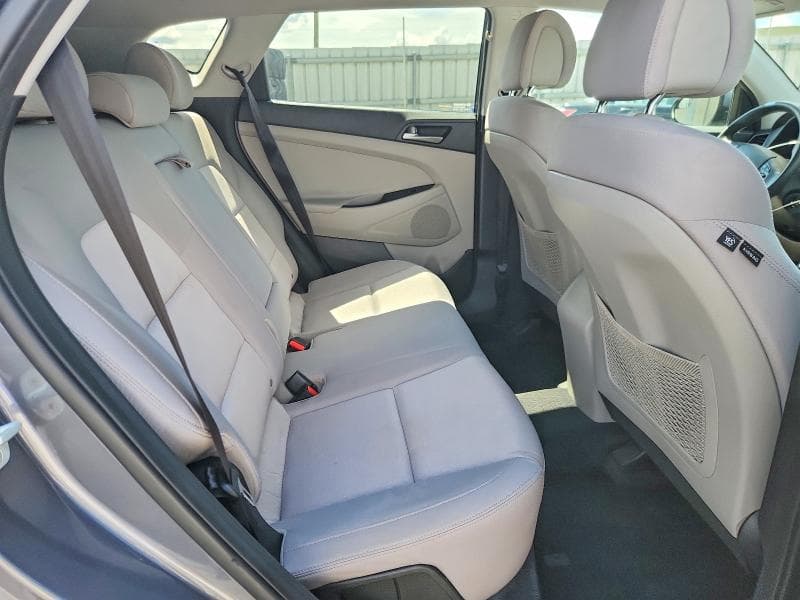 2018 HYUNDAI TUCSON SE 11