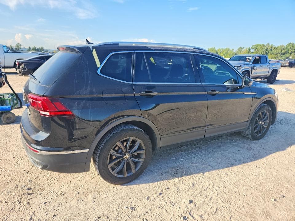 2024 VOLKSWAGEN TIGUAN SE 3