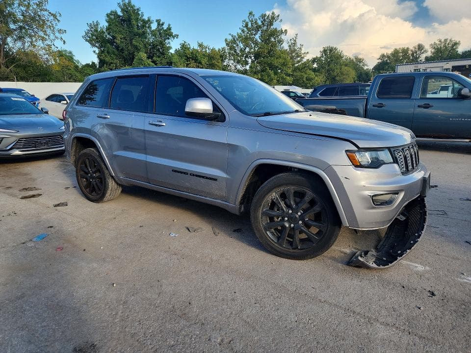 2017 JEEP GRAND CHEROKEE LAREDO 4
