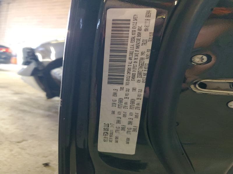 2017 RAM 1500 SLT 12