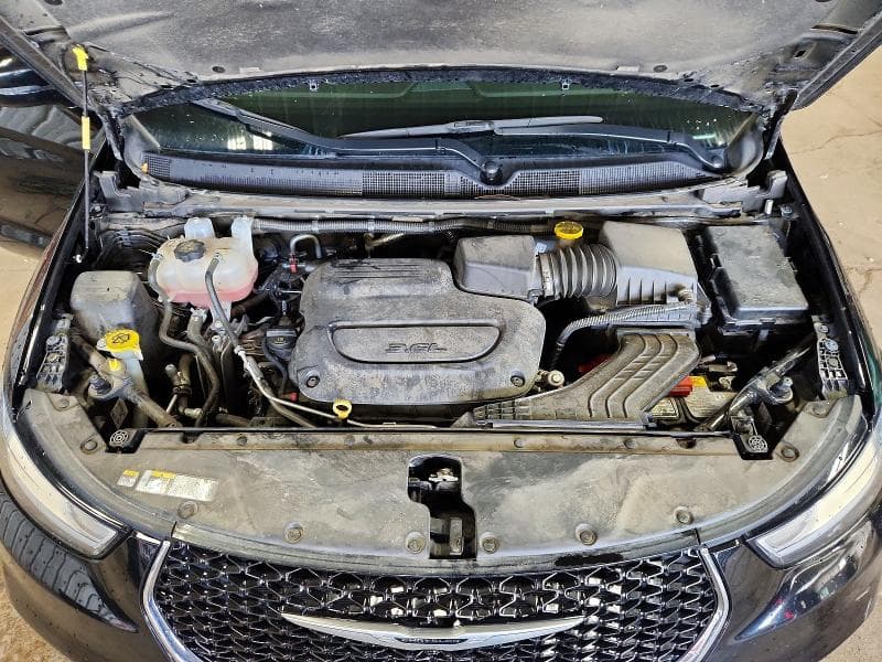 2025 CHRYSLER PACIFICA SELECT 12