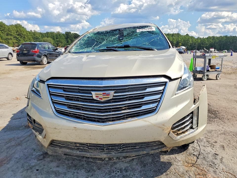 2017 CADILLAC XT5 5