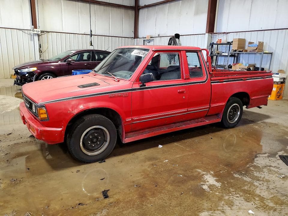 1981 DATSUN 720 KING CAB
