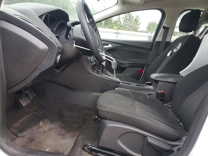 2017 FORD FOCUS SE 7