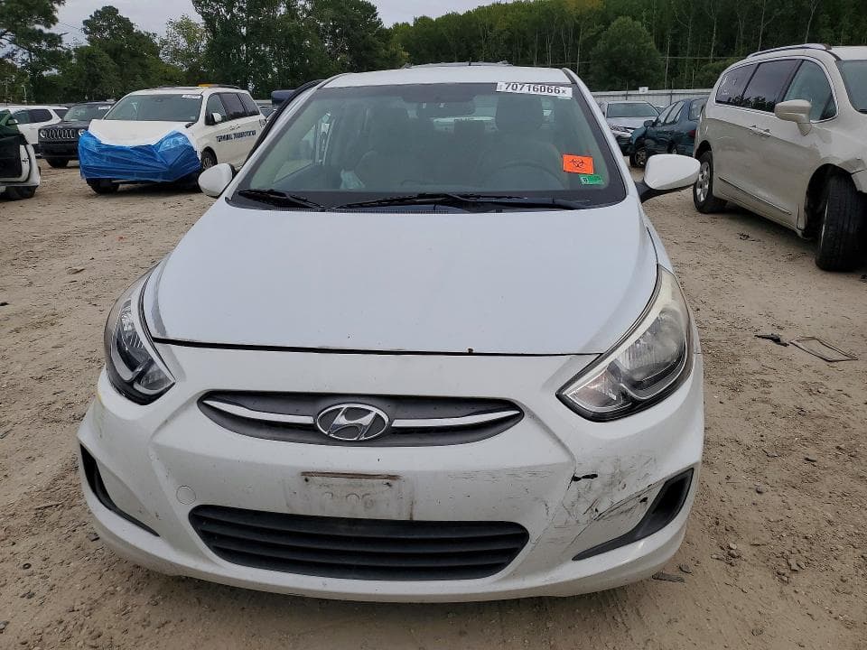 2017 HYUNDAI ACCENT SE 5