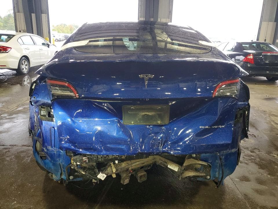 2021 TESLA MODEL Y 6