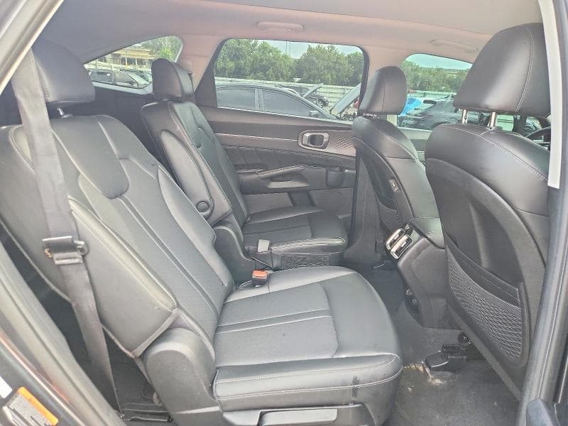 2023 KIA SORENTO SX 11