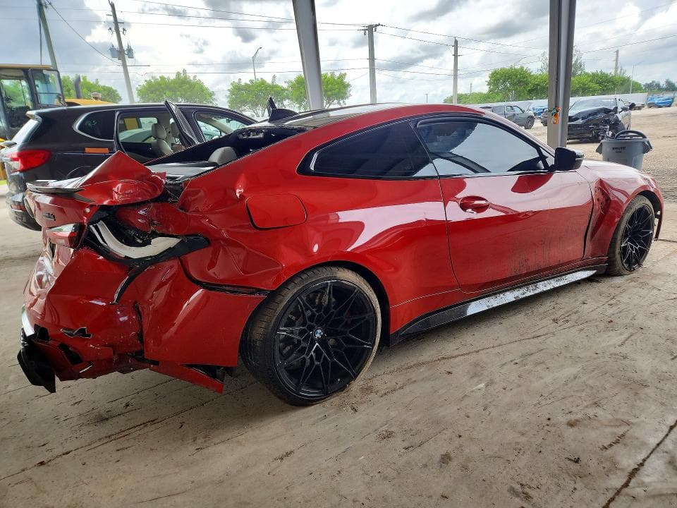 2022 BMW M4 COMPETITION 3