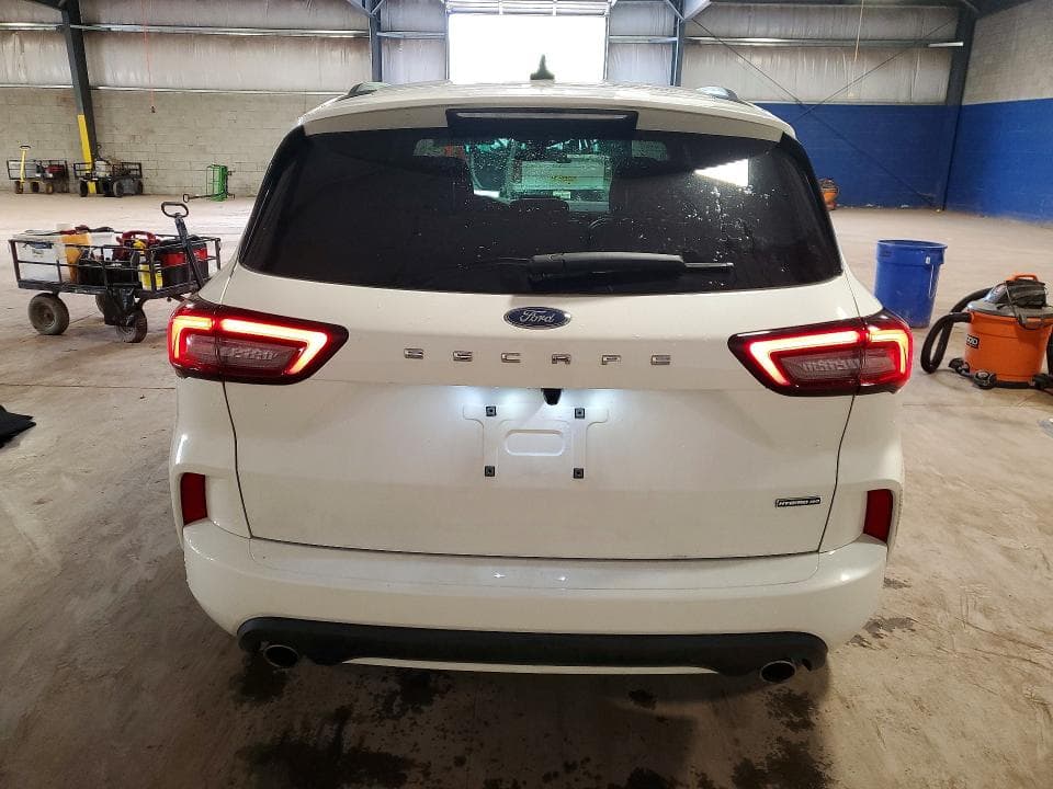 2024 FORD ESCAPE ST LINE SELECT 6